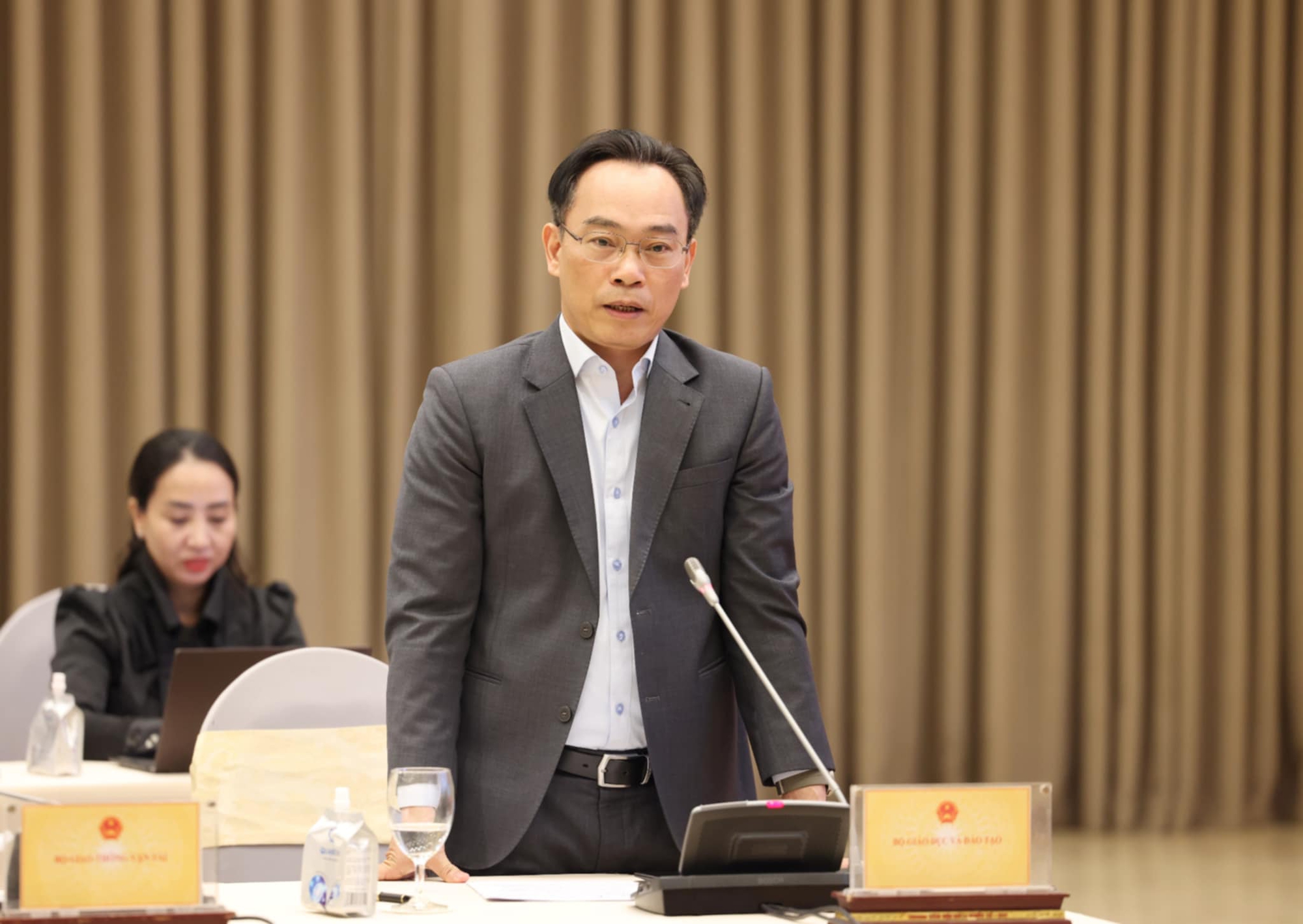 9-17335661331891802207408-1733571647731-17335716487231600664911