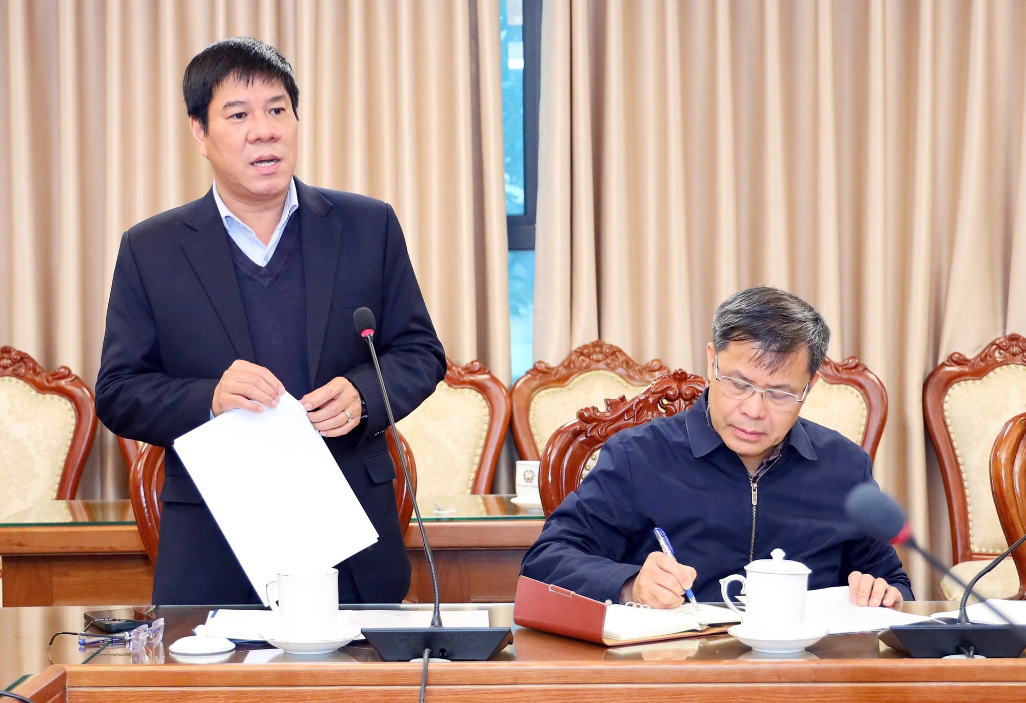 hop-thi-tnthpt1-1739968195946-17399681963191047642135