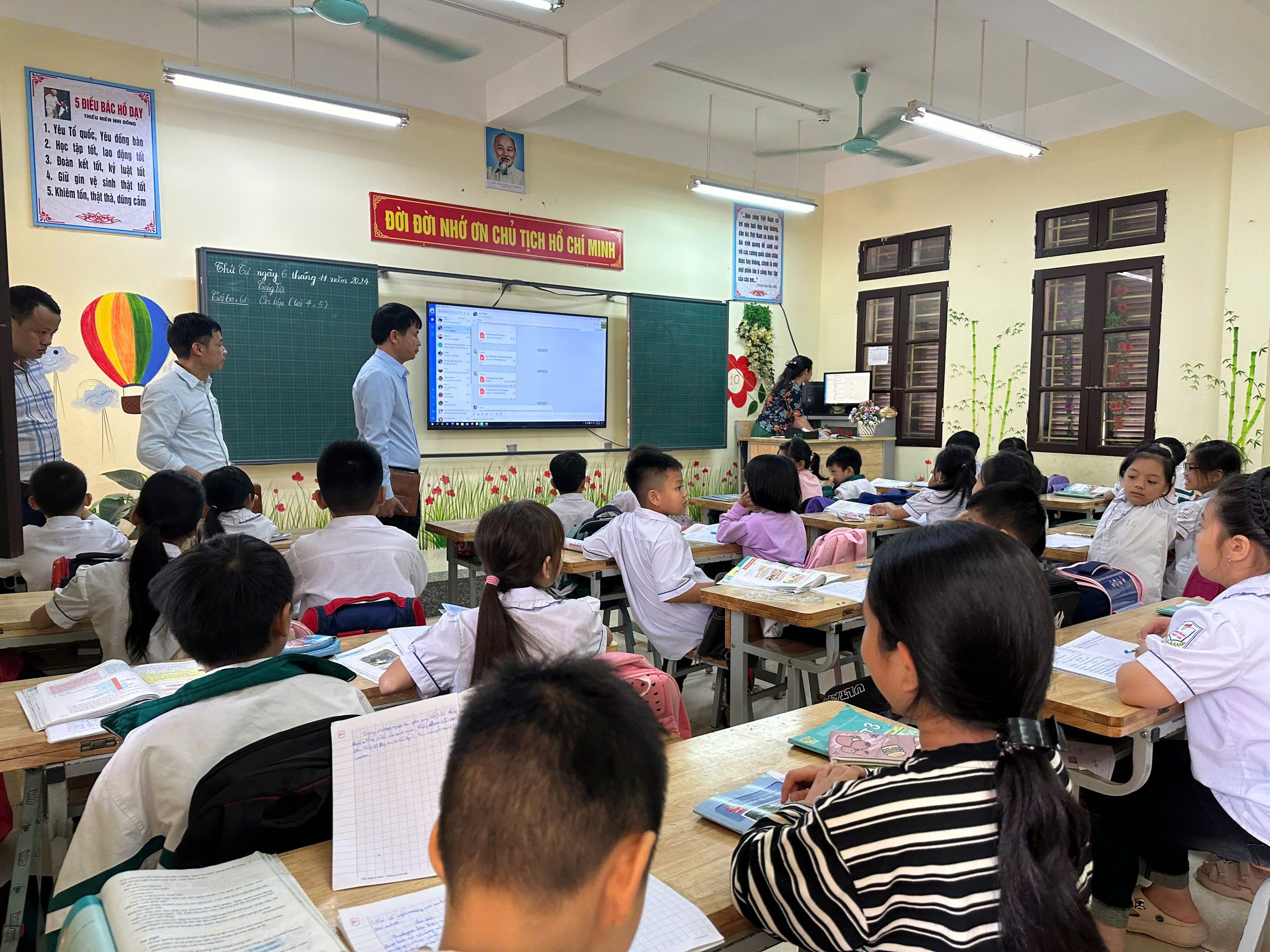 z6005056440682_7e3f18d192f091ab3a86e3a9f5660439-compressed