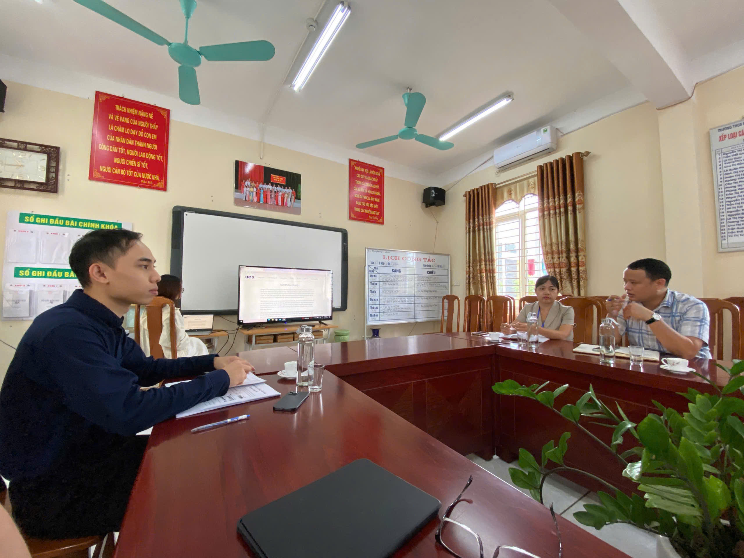 z6005132231944_8c3be53c1da9159d28f77c0564d34f1d